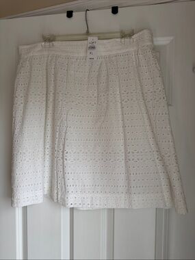 NWT LOFT white Cotton eyelet skirt